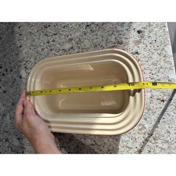 Le Creuset Bread Meatloaf Baking Dish Stoneware Red Loaf Pan Rectangular 9"X5" - Picture 7 of 8